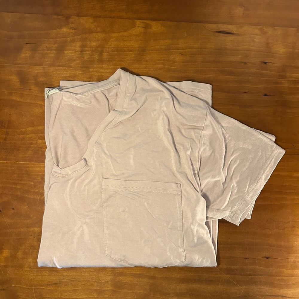 Light Pink Women’s Relaxed V-Neck